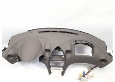 Recambio de salpicadero para toyota celica (t23) 1.8 referencia OEM IAM    2