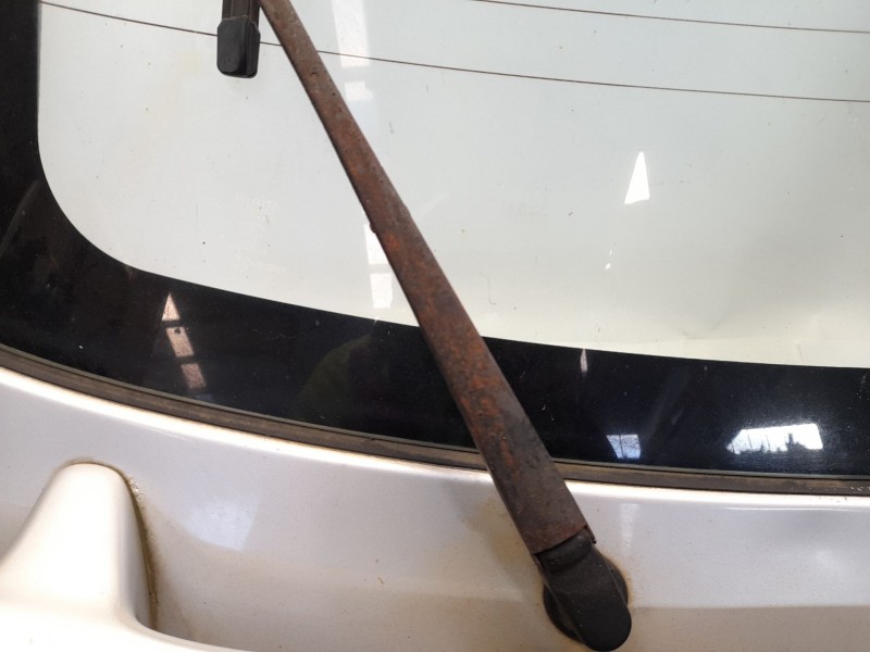 Recambio de porton trasero para toyota celica (t23) 1.8 referencia OEM IAM   