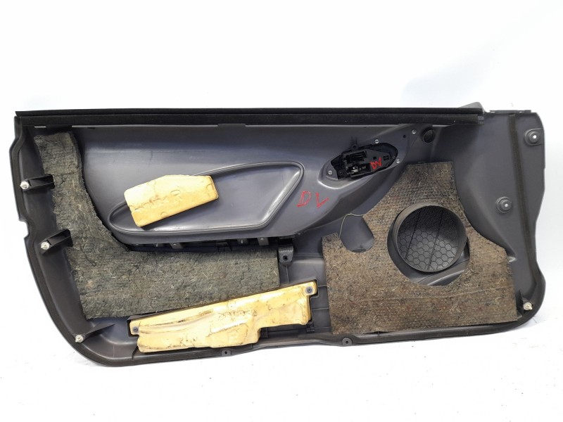 Recambio de guarnecido puerta delantera derecha para toyota celica (t23) 1.8 referencia OEM IAM   