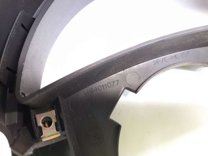 Recambio de moldura para fiat ulysse (179_) 2.2 jtd referencia OEM IAM 1484011077  