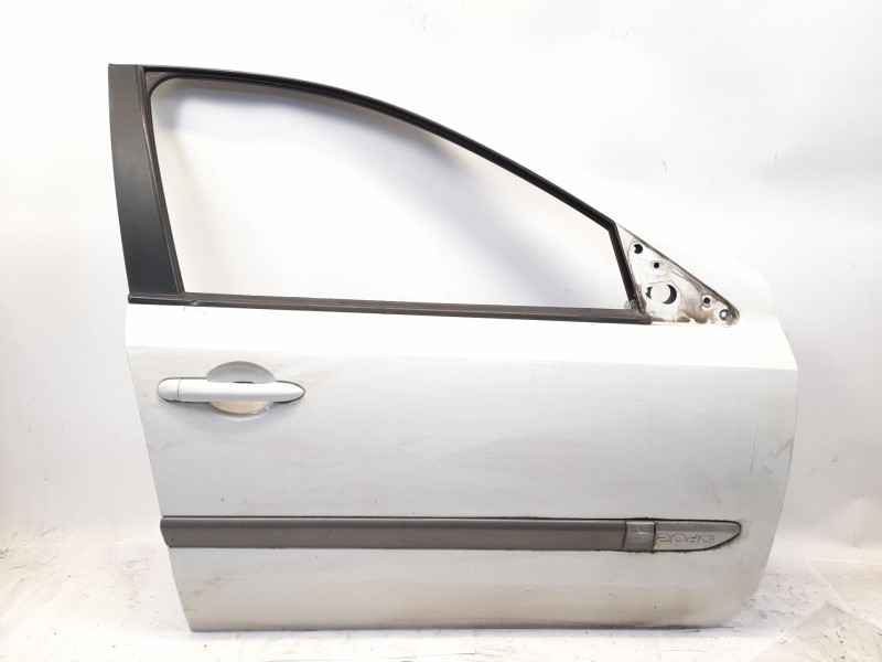 Recambio de puerta delantera derecha para renault laguna ii (bg0/1_) 2.0 dci (bg1t) referencia OEM IAM   