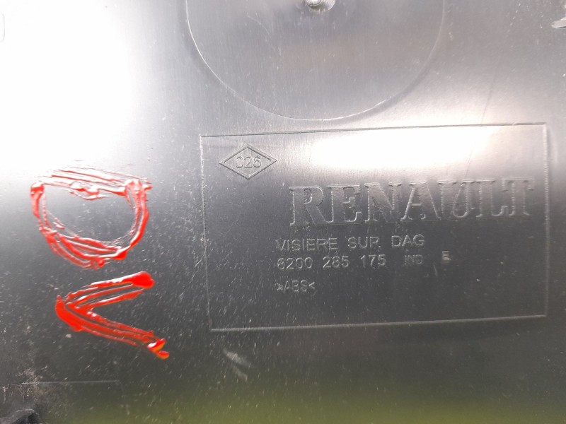 Recambio de moldura para renault laguna ii (bg0/1_) 2.0 dci (bg1t) referencia OEM IAM 8200285175  