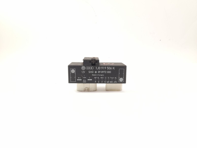 Recambio de caja precalentamiento para seat leon (1m1) 1.9 tdi referencia OEM IAM 1J0919506K  898972000