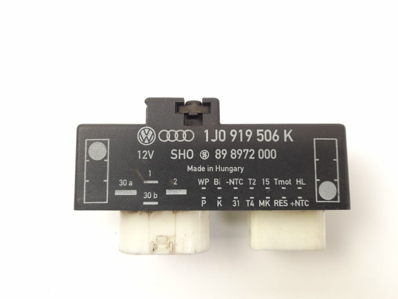 Recambio de caja precalentamiento para seat leon (1m1) 1.9 tdi referencia OEM IAM 1J0919506K  898972000