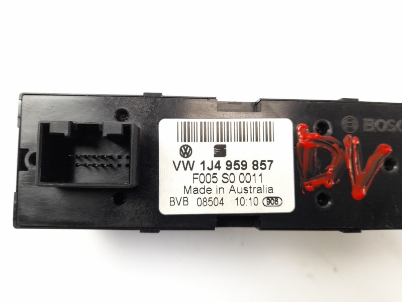 Recambio de mando elevalunas delantero izquierdo para seat leon (1m1) 1.9 tdi referencia OEM IAM 1J4959857  F005S00011
