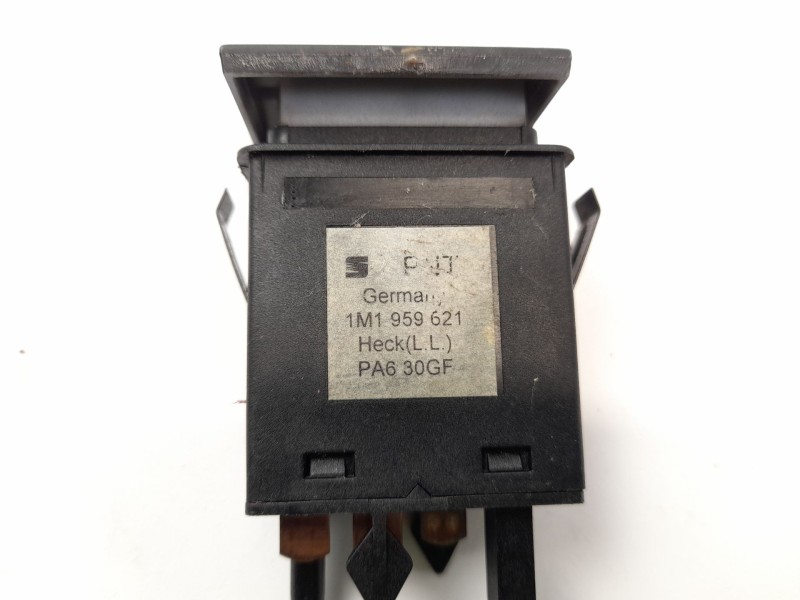 Recambio de boton luneta termica para seat leon (1m1) 1.9 tdi referencia OEM IAM 1M1959621  