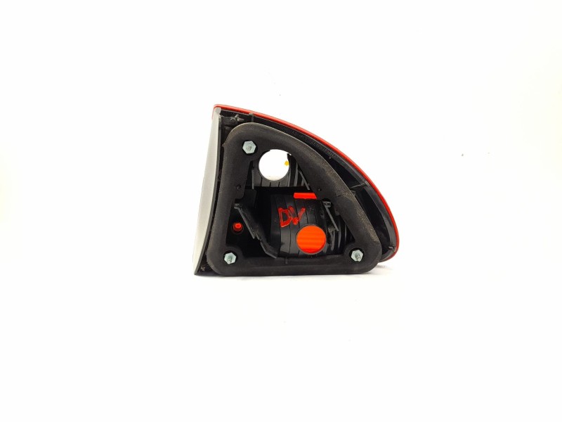 Recambio de piloto trasero izquierdo para seat leon (1m1) 1.9 tdi referencia OEM IAM 1M6945095A  