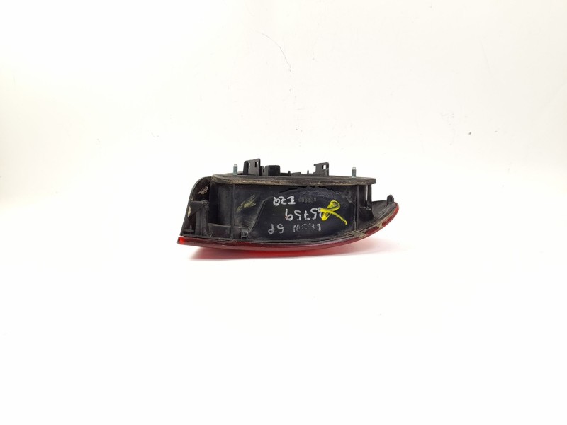 Recambio de piloto trasero izquierdo para seat leon (1m1) 1.9 tdi referencia OEM IAM 1M6945095A  