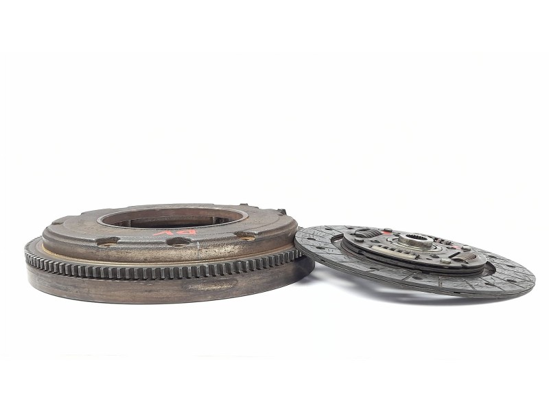 Recambio de kit embrague para volkswagen vento (1h2) 1.9 td referencia OEM IAM 027105273 750519 0210141109