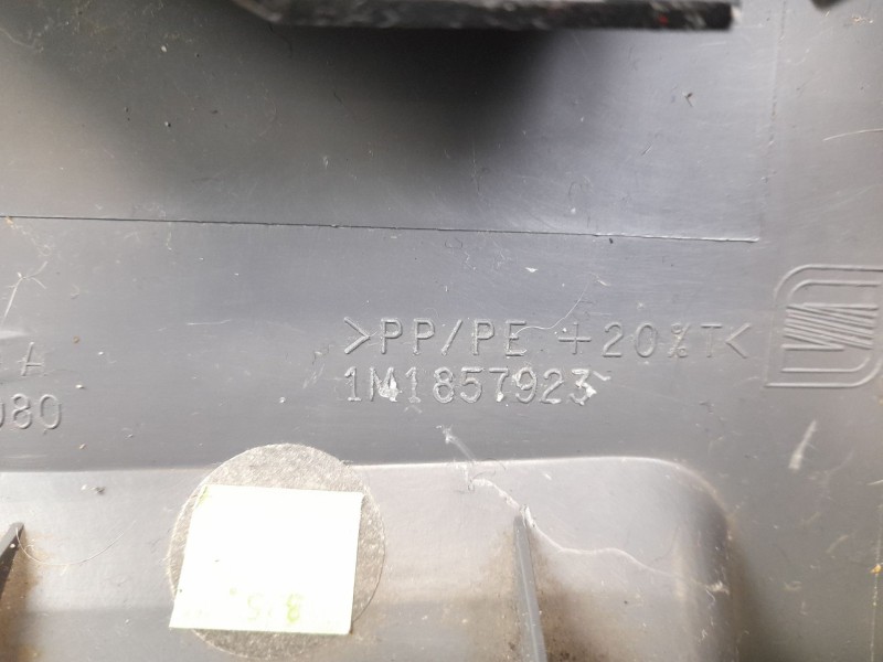 Recambio de moldura para seat leon (1m1) 1.9 tdi referencia OEM IAM 1M1857923  