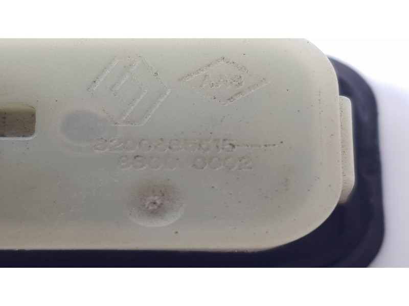 Recambio de maneta exterior porton para renault megane iii coupe dynamique referencia OEM IAM 88000002  