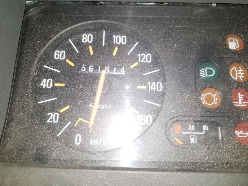 renault super 5 (b/c40_) del año 1988