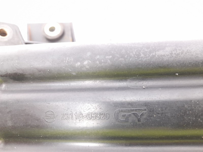 Recambio de filtro aire para ssangyong musso 2.9 tdi grand lux referencia OEM IAM 2311005320  