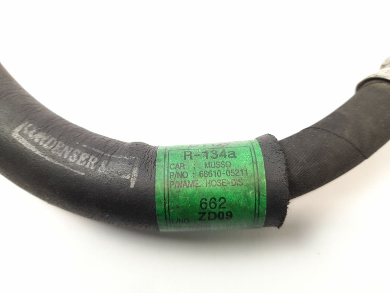 Recambio de tubos aire acondicionado para ssangyong musso 2.9 tdi grand lux referencia OEM IAM 6861005211  