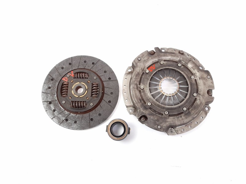 Recambio de kit embrague para ssangyong musso 2.9 tdi grand lux referencia OEM IAM   