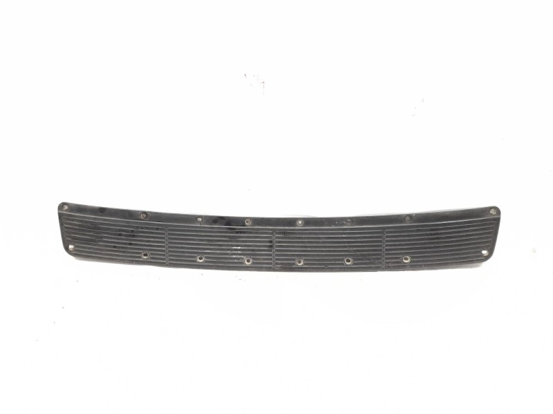 Recambio de moldura para ssangyong musso 2.9 tdi grand lux referencia OEM IAM   
