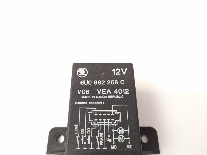 Recambio de rele para skoda felicia ii (6u1) 1.9 d referencia OEM IAM 6U0962258C  