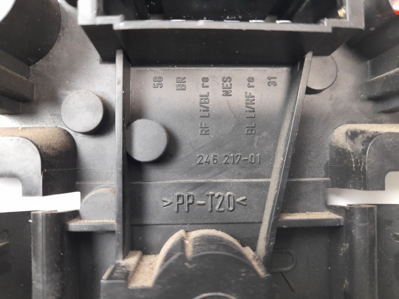 Recambio de portalamparas para skoda felicia ii (6u1) 1.9 d referencia OEM IAM 24621701  