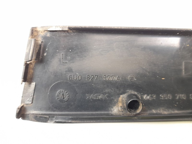 Recambio de moldura para skoda felicia ii (6u1) 1.9 d referencia OEM IAM 6U0827577A  