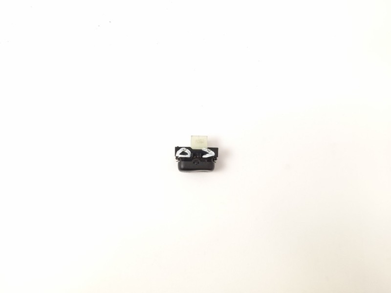 Recambio de boton esp para mercedes-benz clase e (w210) e 280 (210.063) referencia OEM IAM 2108213551KZ  03100528