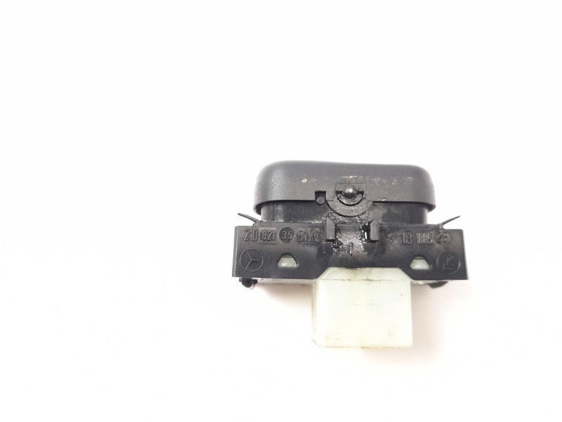 Recambio de boton esp para mercedes-benz clase e (w210) e 280 (210.063) referencia OEM IAM 2108213551KZ  03100528