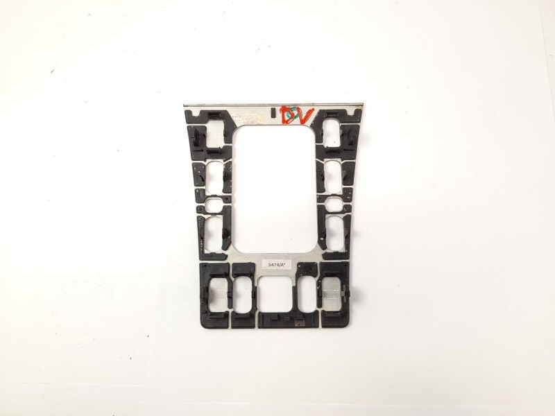 Recambio de moldura para mercedes-benz clase e (w210) e 280 (210.063) referencia OEM IAM A2106808639  