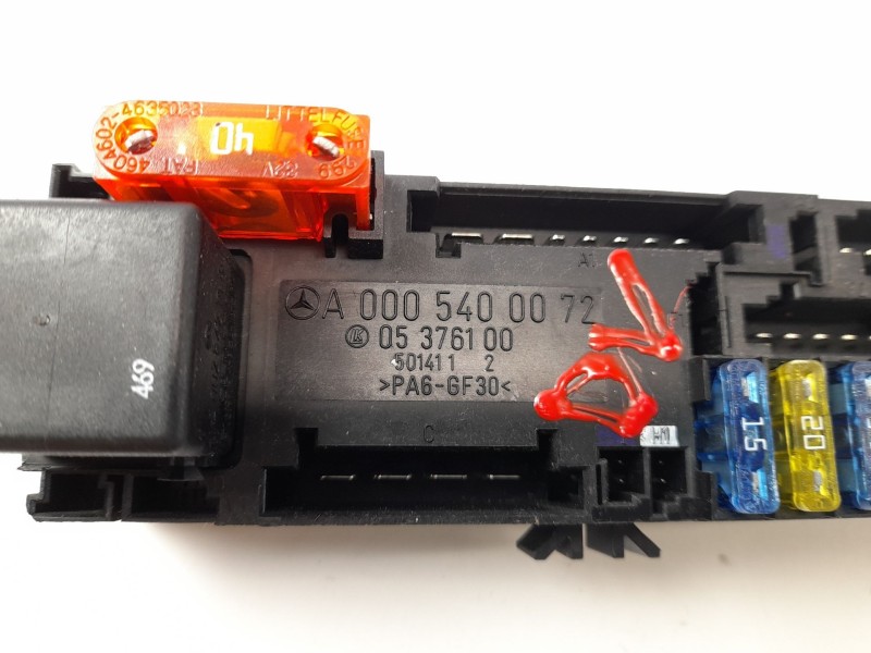 Recambio de caja reles / fusibles para mercedes-benz clase e (w210) e 280 (210.063) referencia OEM IAM A0005400072  