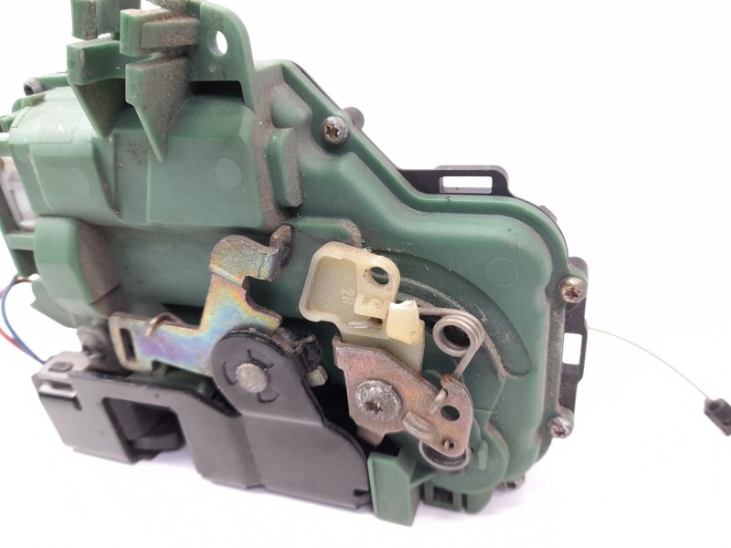 Recambio de cerradura puerta delantera derecha para seat ibiza iii (6l1)1.9 tdi referencia OEM IAM 3B1837016BQ  