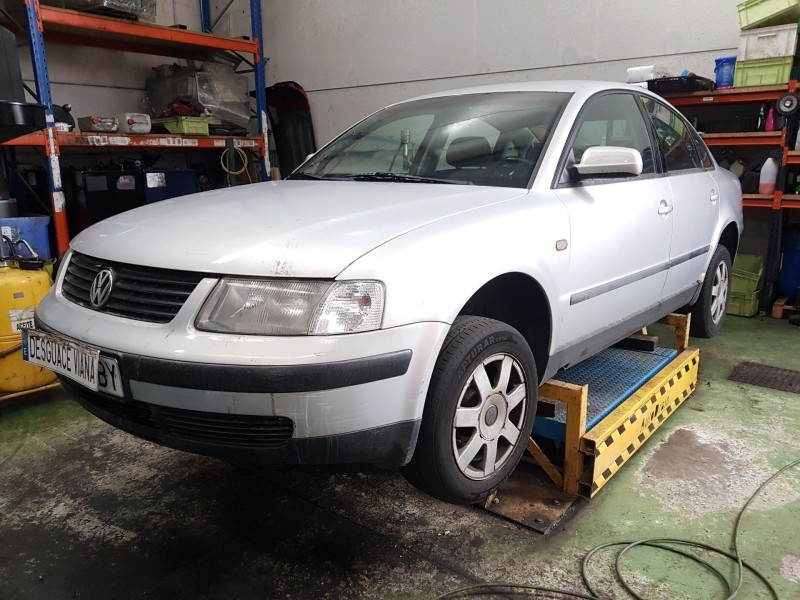 volkswagen passat berlina (3b2) del año 1998