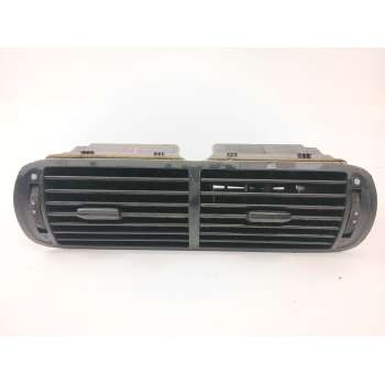 REJILLA DEL AIRE DELANTERA CENTRAL 8L0820951 