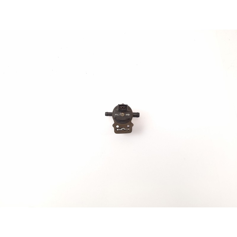 Recambio de valvula aire adicional para mercedes-benz clase e (w210) e 280 (210.063) referencia OEM IAM 0004701593  