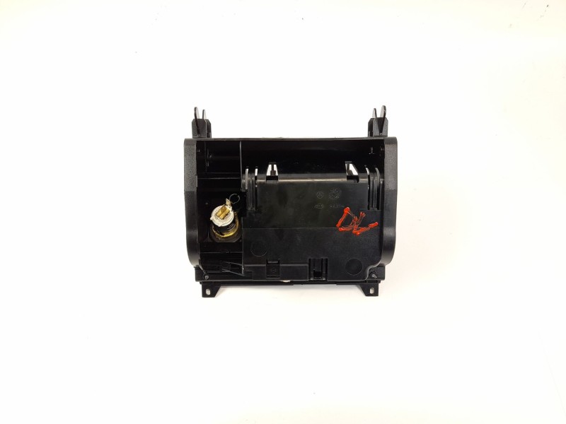 Recambio de cenicero para mercedes-benz clase e (w210) e 280 (210.063) referencia OEM IAM   
