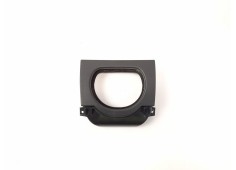 Recambio de moldura para mercedes-benz clase e (w210) e 280 (210.063) referencia OEM IAM 2104600095  