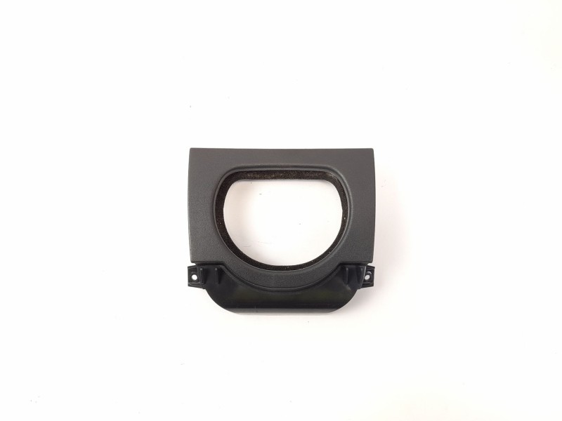 Recambio de moldura para mercedes-benz clase e (w210) e 280 (210.063) referencia OEM IAM 2104600095  