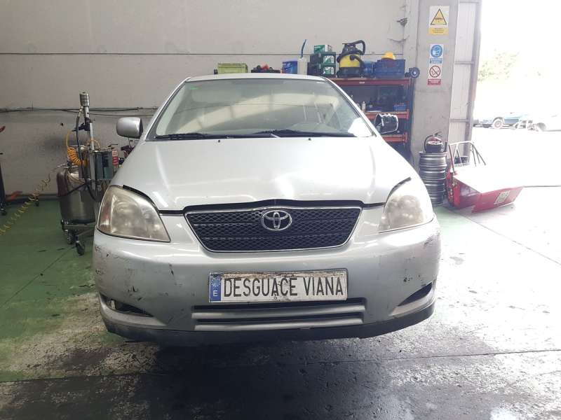 toyota corolla (_e12_) del año 2003
