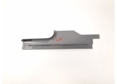 Recambio de moldura para mercedes-benz clase e (w210) e 280 (210.063) referencia OEM IAM 2106802635   2