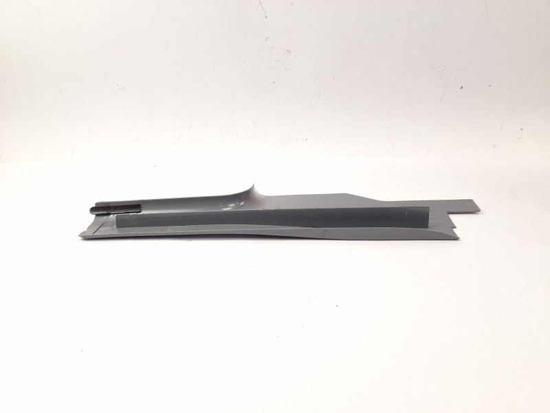 Recambio de moldura para mercedes-benz clase e (w210) e 280 (210.063) referencia OEM IAM 2106802635  