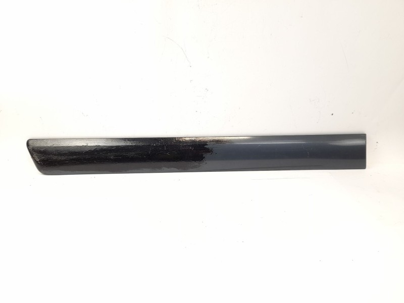 Recambio de moldura para mercedes-benz clase e (w210) e 280 (210.063) referencia OEM IAM A2106909262  