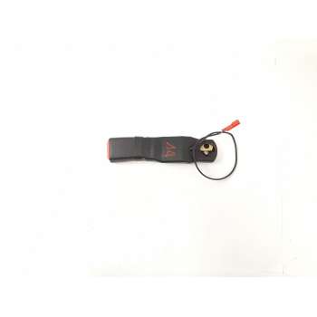 ENGANCHE CINTURON SEGURIDAD DELANTERO IZQUIERDO 