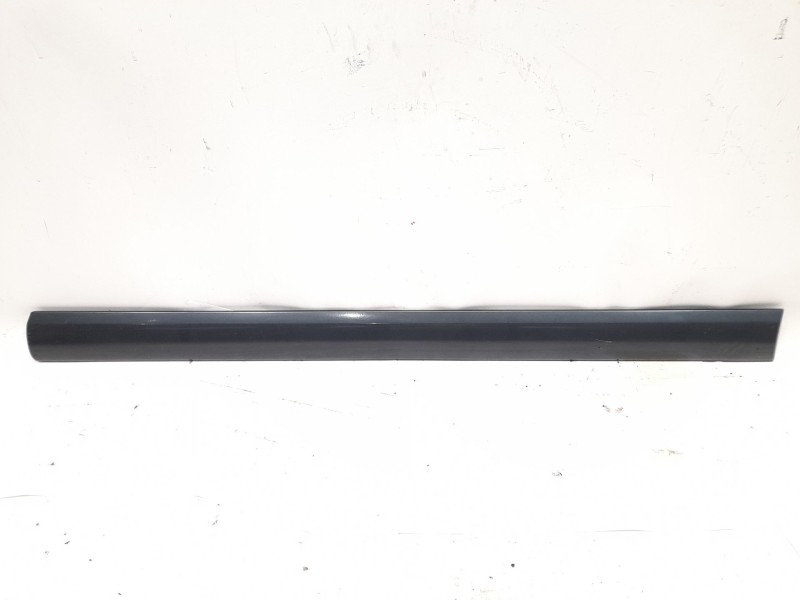Recambio de moldura para mercedes-benz clase e (w210) e 280 (210.063) referencia OEM IAM A2106909062  