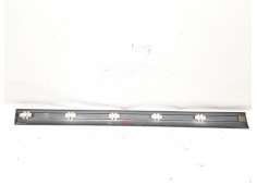 Recambio de moldura para mercedes-benz clase e (w210) e 280 (210.063) referencia OEM IAM A2106909062   2
