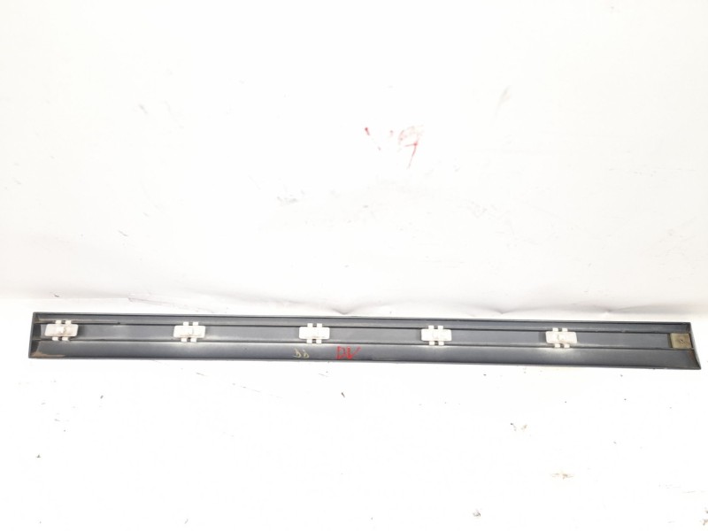 Recambio de moldura para mercedes-benz clase e (w210) e 280 (210.063) referencia OEM IAM A2106909062  