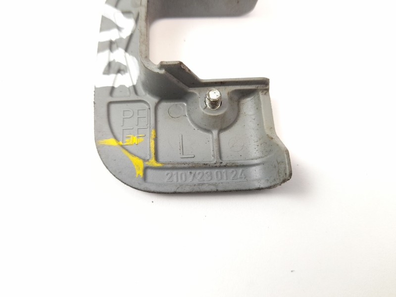 Recambio de moldura para mercedes-benz clase e (w210) e 280 (210.063) referencia OEM IAM 2107230124  