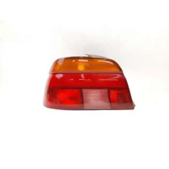 PILOTO TRASERO IZQUIERDO 8358031 2VP00724001