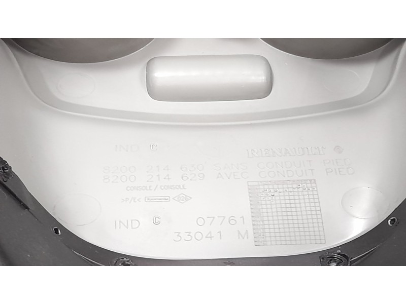 Recambio de consola central para renault kangoo (f/kc0) authentique 4x4 referencia OEM IAM 8200214630 8200214629 