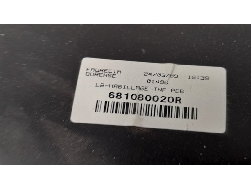 Recambio de guantera para renault megane iii coupe dynamique referencia OEM IAM 681080020R  