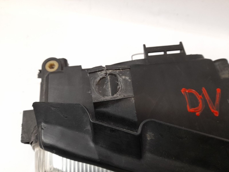 Recambio de faro derecho para audi a4 berlina (b5) 1.9 tdi referencia OEM IAM 8D0941004A 1852807000 67723141