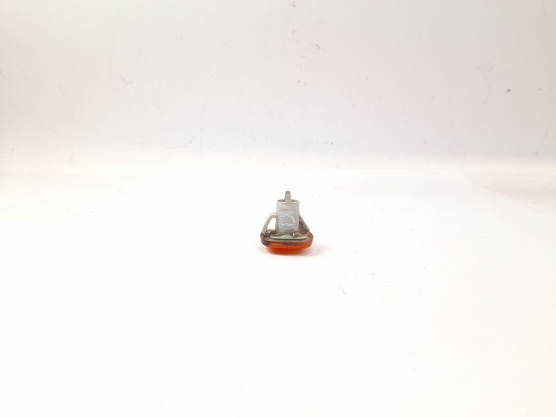 Recambio de piloto lateral derecho para audi a4 berlina (b5) 1.9 tdi referencia OEM IAM 4D0949101  