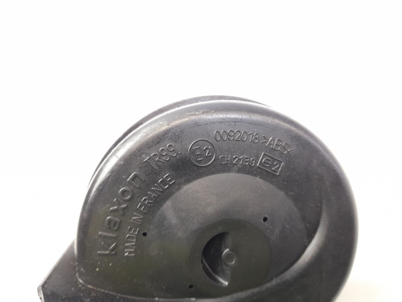 Recambio de claxon para audi a4 berlina (b5) 1.9 tdi referencia OEM IAM 0092018  
