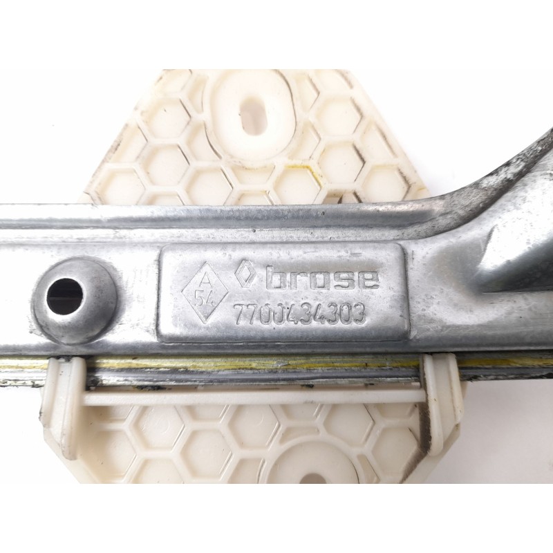 Recambio de elevalunas trasero izquierdo para renault clio ii (bb_/cb_) 1.5 dci (b/cb07) referencia OEM IAM 7700434303  